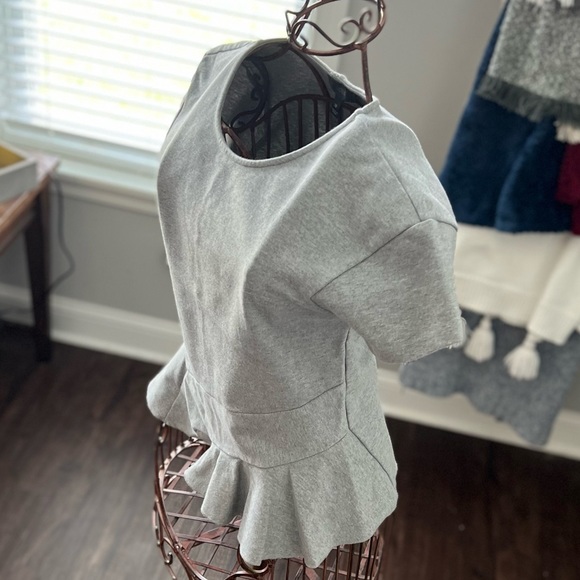 J. Crew Gray Fitted Ruffle Short Sleeve Top XS - Picture 7 of 11